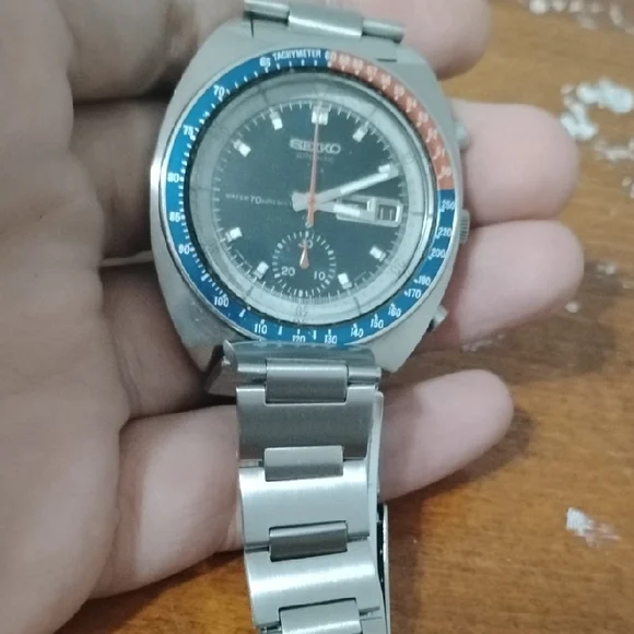 Seiko 6139 Watch with Blue and Red Pepsi Accents - Picture 1 of 2